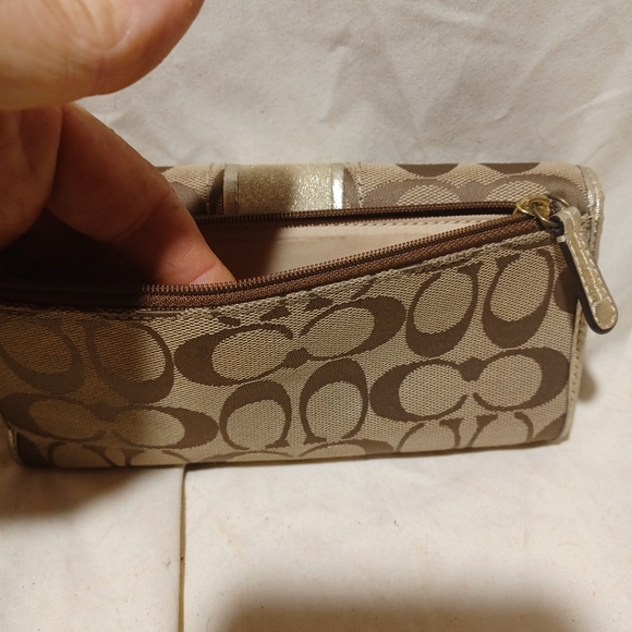 Coach wallet - Picture 3 of 7